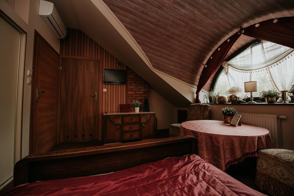 Hotel Kaktusik Augustów Esterno foto